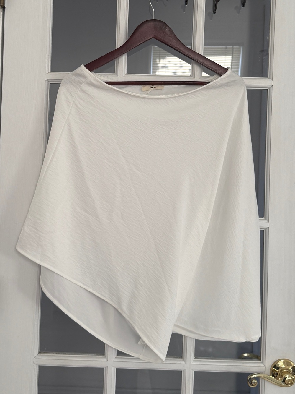 ENTRO Women's White Off Shoulder Draped Asymmetrical Top Size M
